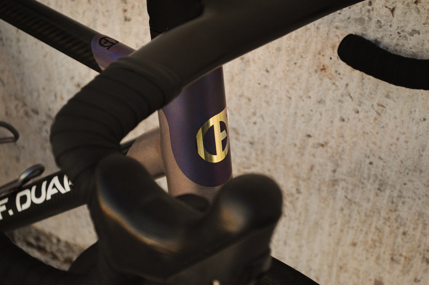 F64 TI-CARBONO - Ruta