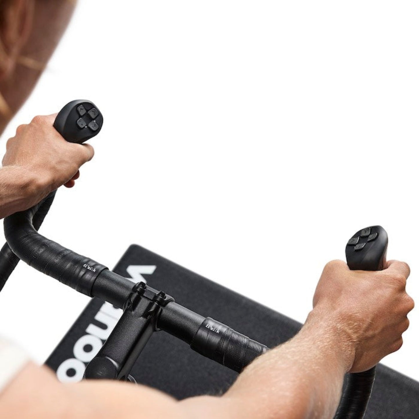 Wahoo KICKR BIKE PRO - Wifi