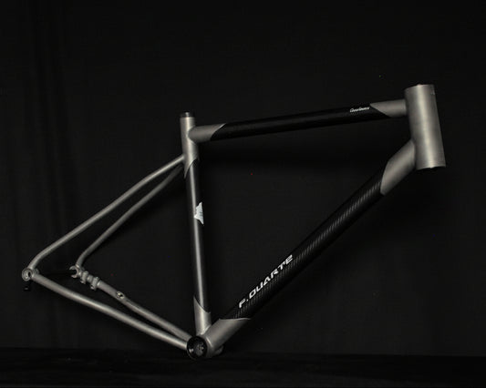 All-road a medida · Titanio + Carbono