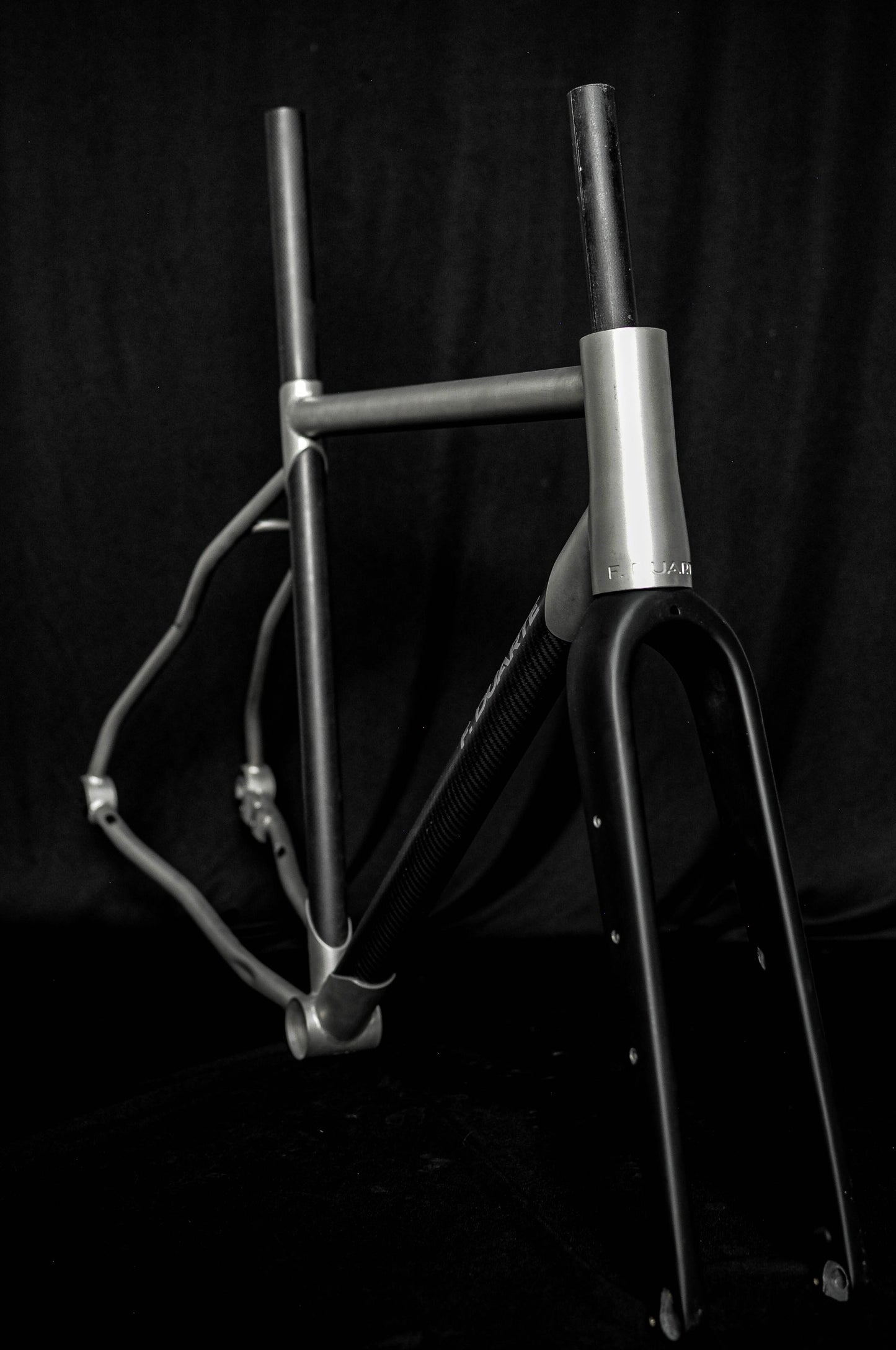 Gravel a medida · Inox 316 + Carbono