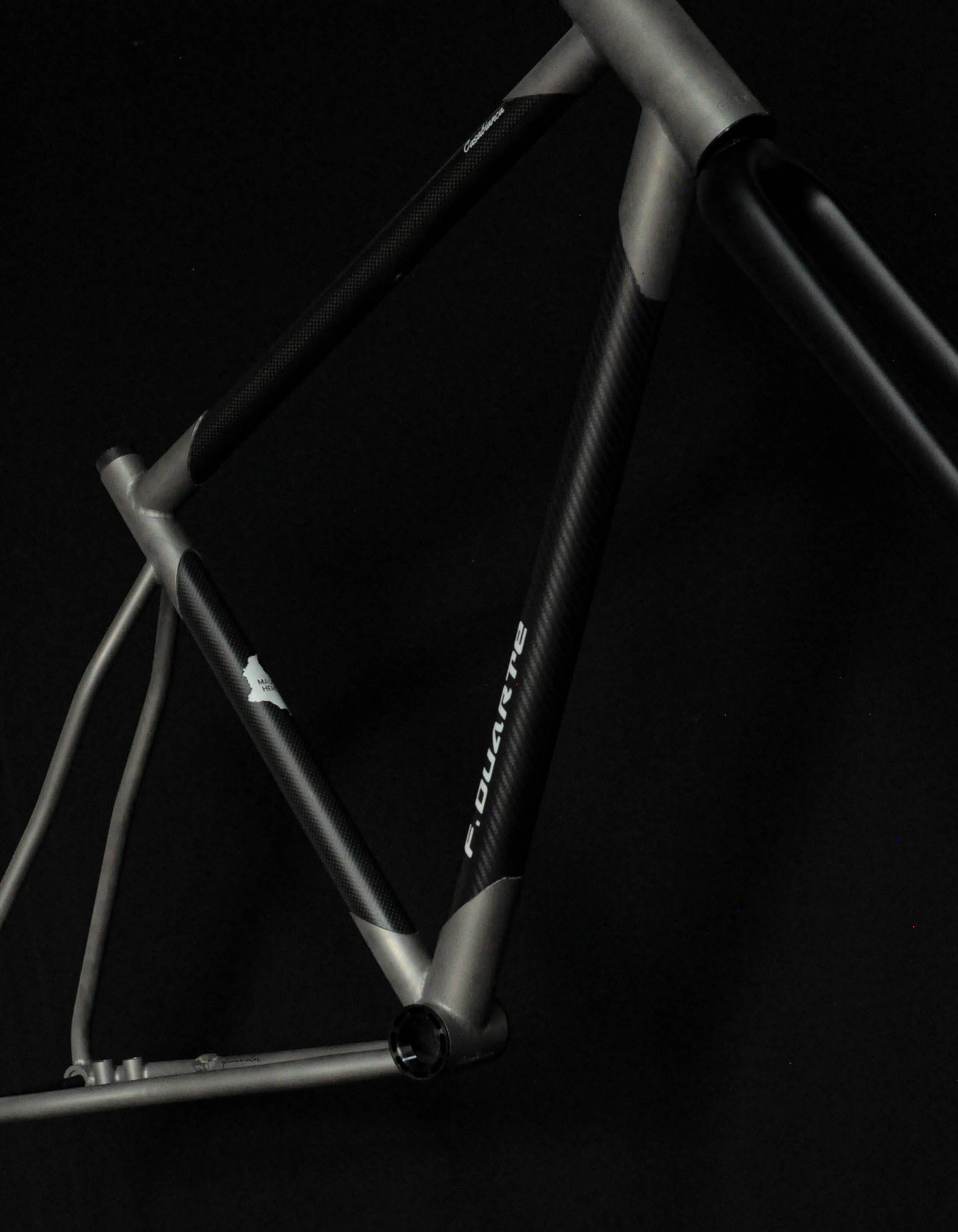 All-road a medida · Titanio + Carbono